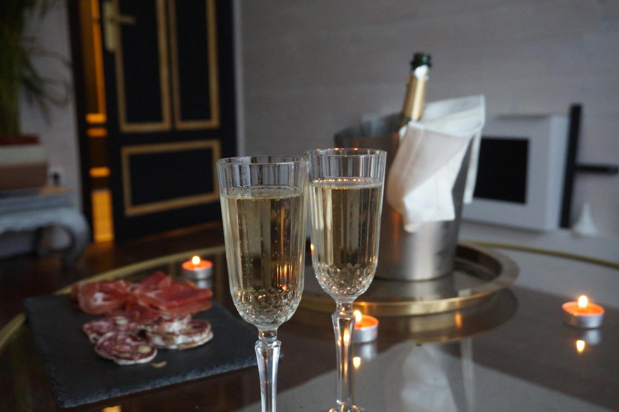 L'Experience Appartement & Spa Prive Chambery Ngoại thất bức ảnh